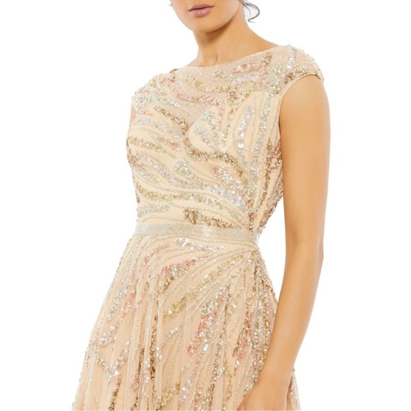 NWT- MAC DUGGA- $598 Cap Sleeve, Embellished Gown, size 10 - Picture 4 of 17